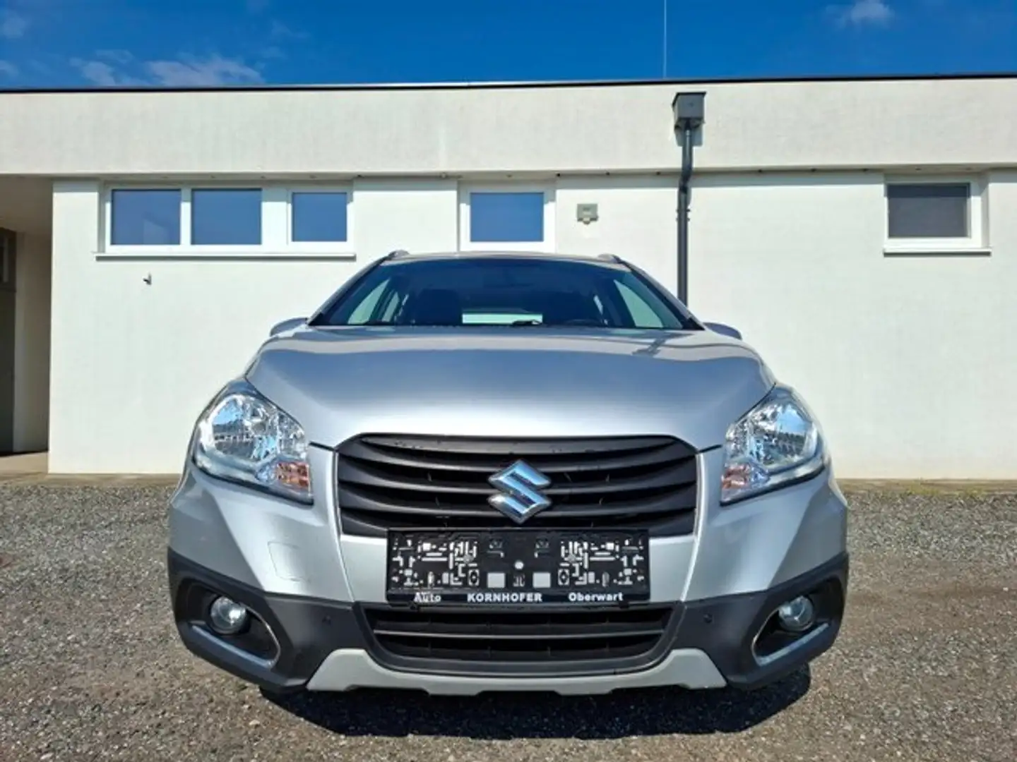 Suzuki SX4 S-Cross 1.6 ALLGRIP shine / 49.000 KM Silber - 2