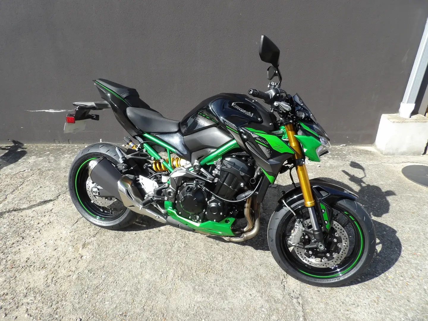 Kawasaki Z 900 Schwarz - 1
