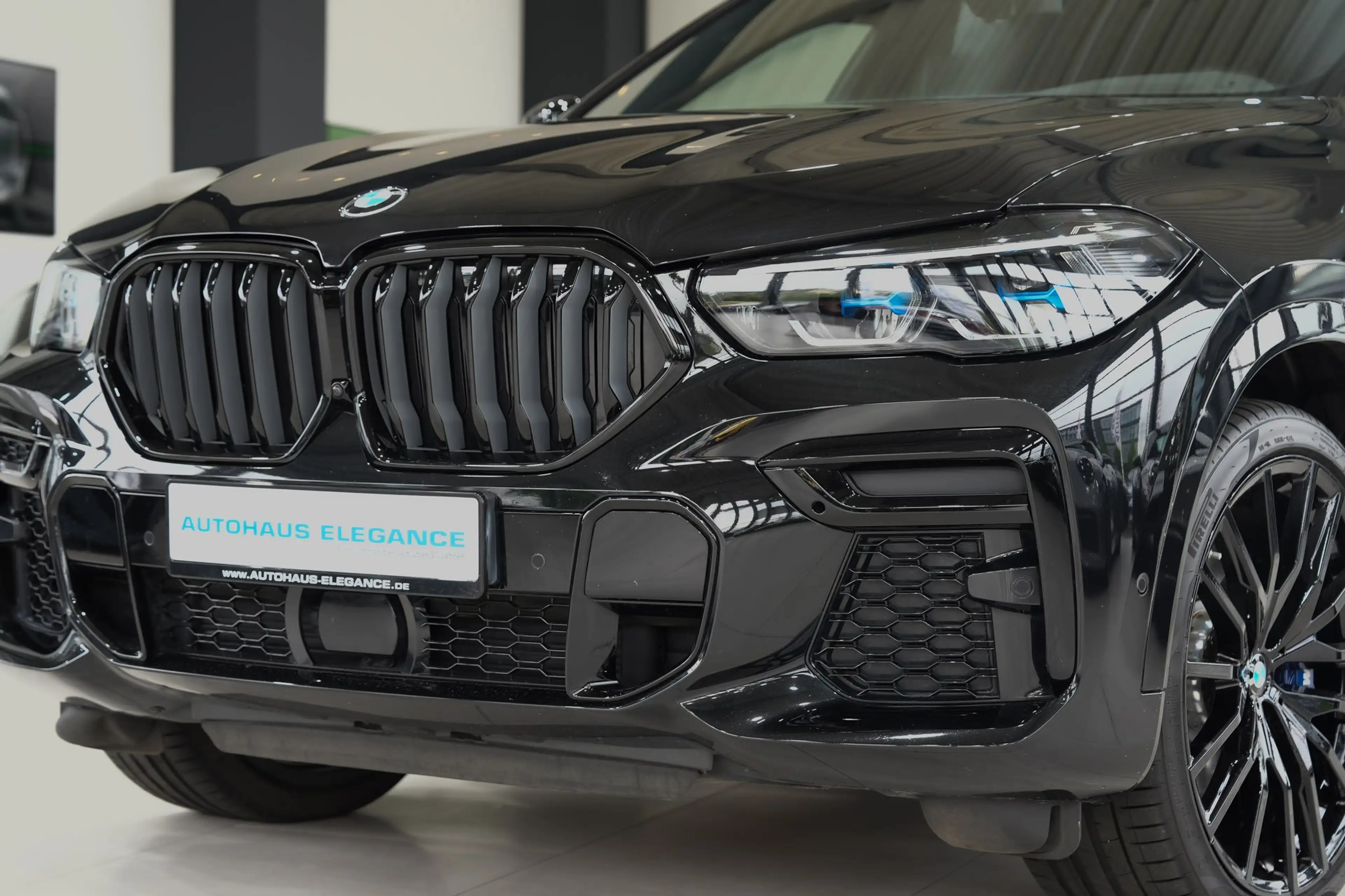 BMW X6 M M50 i*LASER*1.HAND*HEAD-UP*360°*SHADOW-LINE* — photo 9
