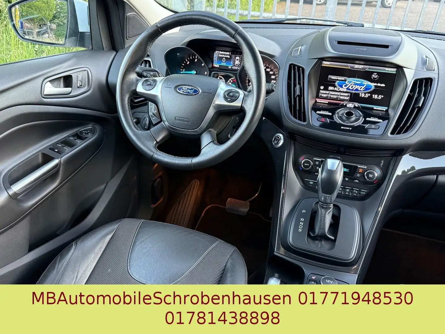 Ford Kuga Individual 4x4 PANORAMA KAMERA Weiß - 2