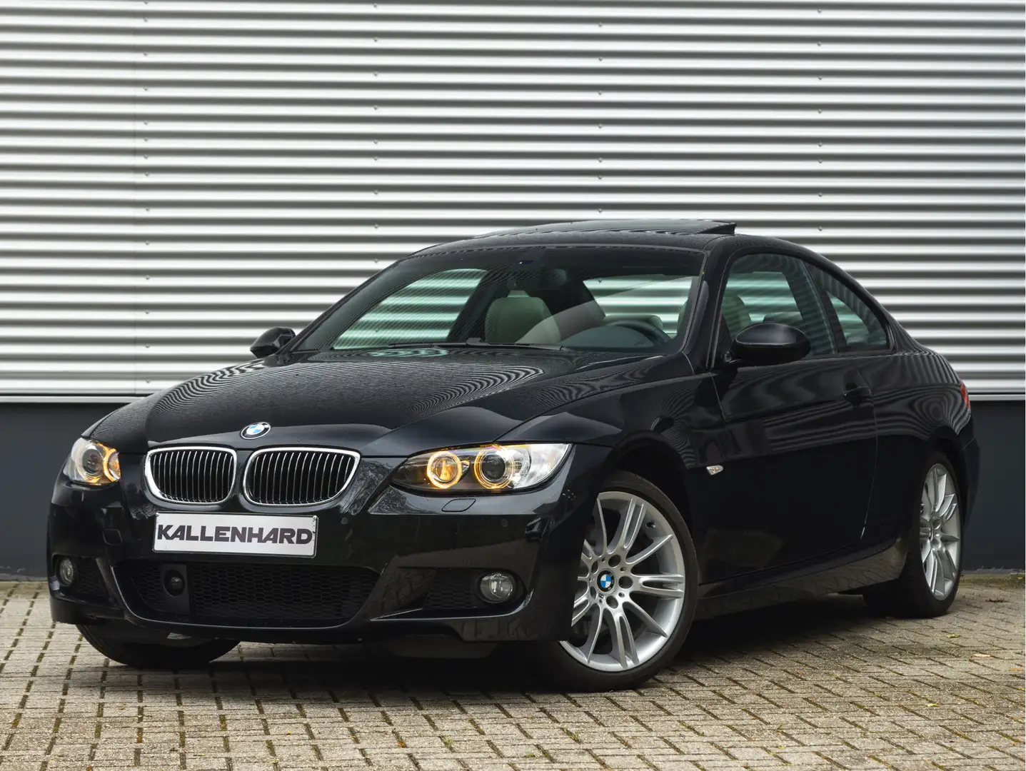 BMW 330 3-serie Coupé 330i xDrive - M-Sport - Youngtimer - Nero - 1