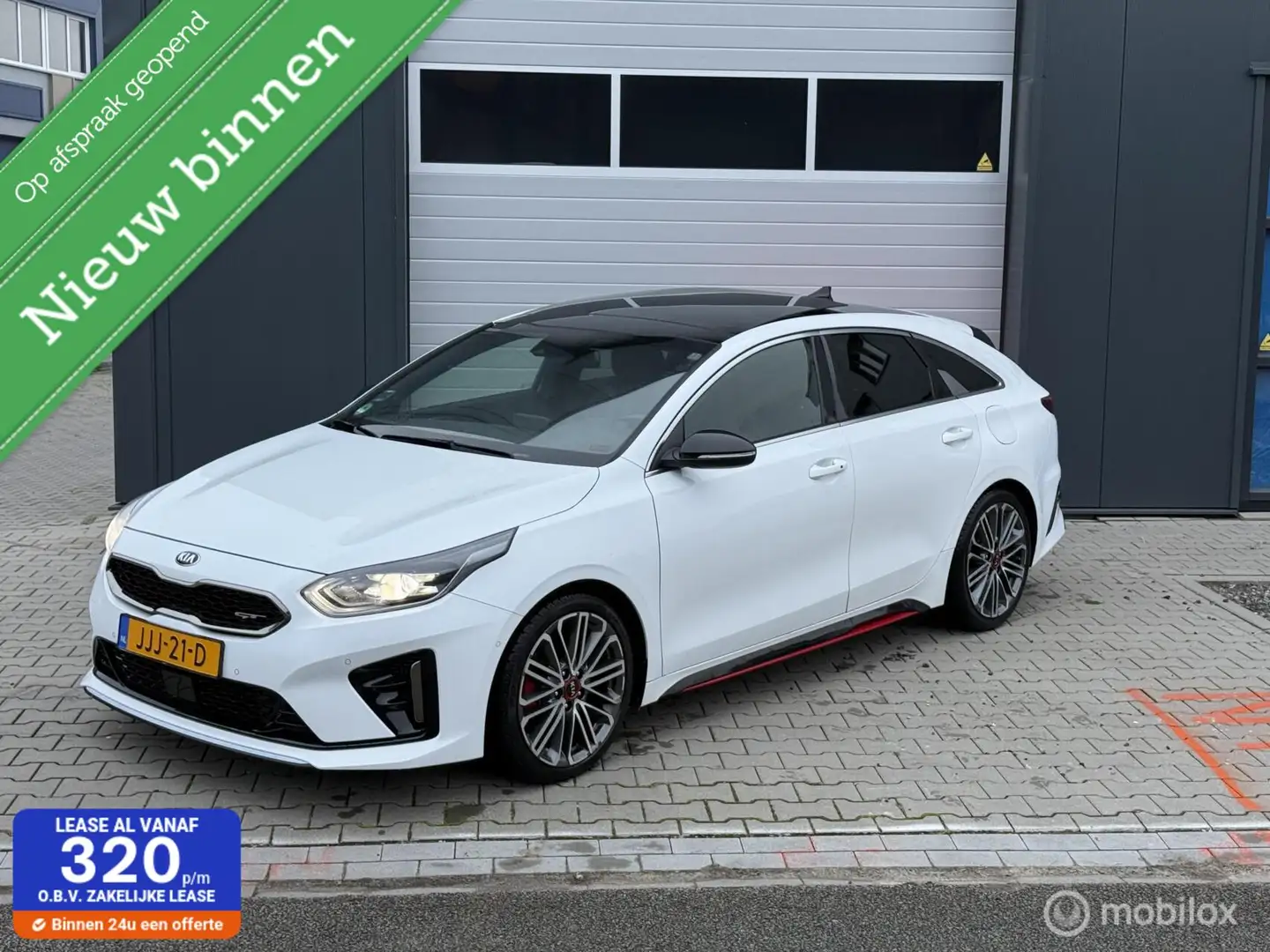 Kia ProCeed / pro_cee'd 1.6 T-GDI 205pk GT Pano.Dak 18inch LM JBL Keyles Wit - 1