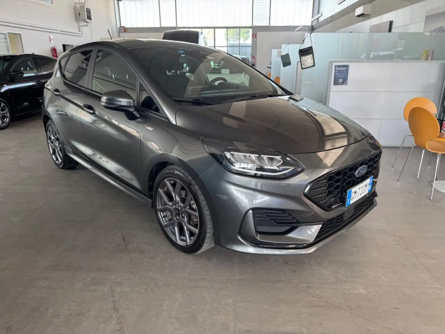 Ford Fiesta 1.0 Ecoboost Hybrid 125 CV 5 porte ST-Line Gris - 2