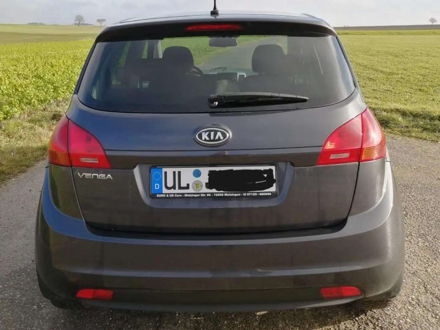 Kia Venga Venga 1.6 CVVT Attract Grau - 2