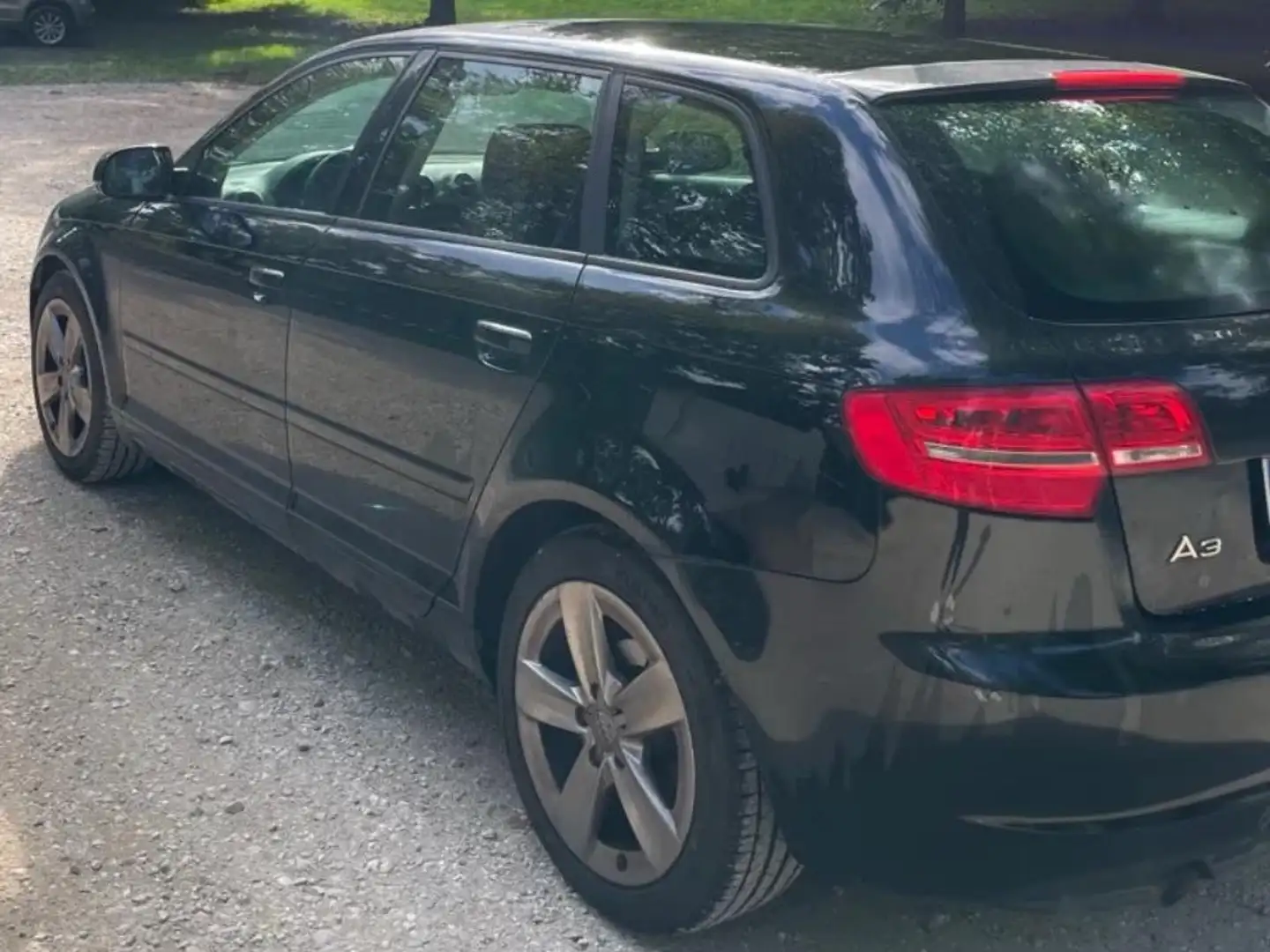 Audi A3 A3 SB Select 1,6 TDI DPF Select Schwarz - 2