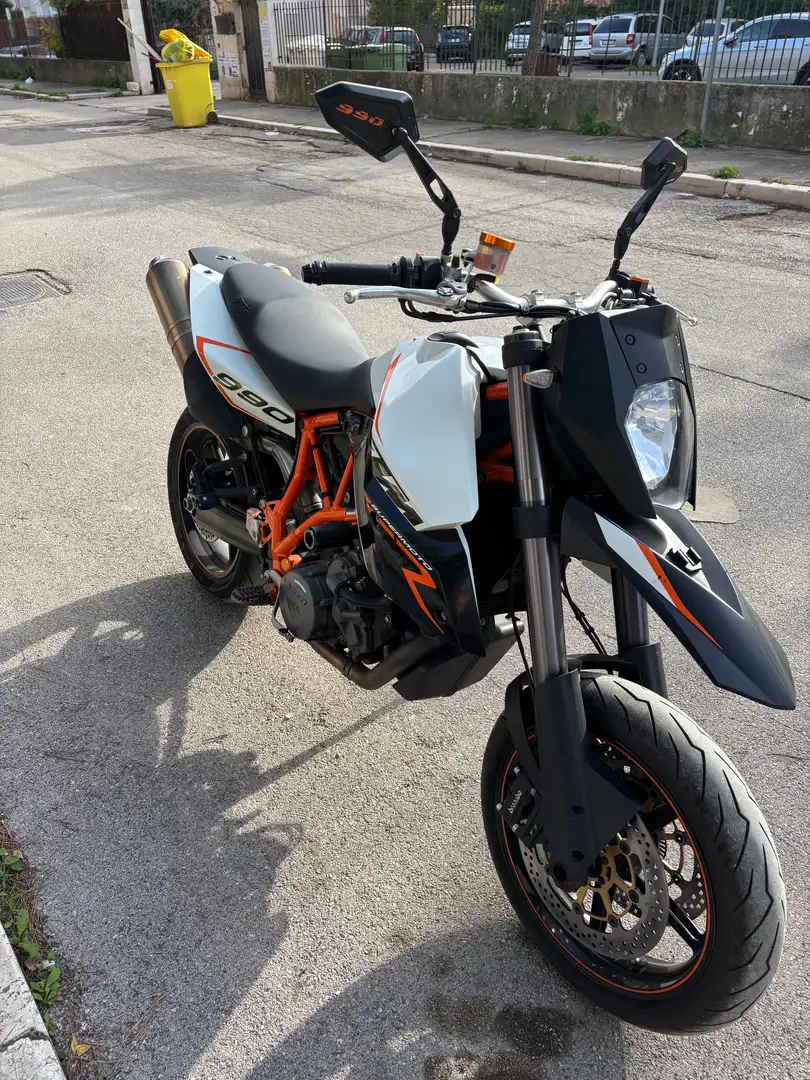 KTM 990 Supermoto - 1