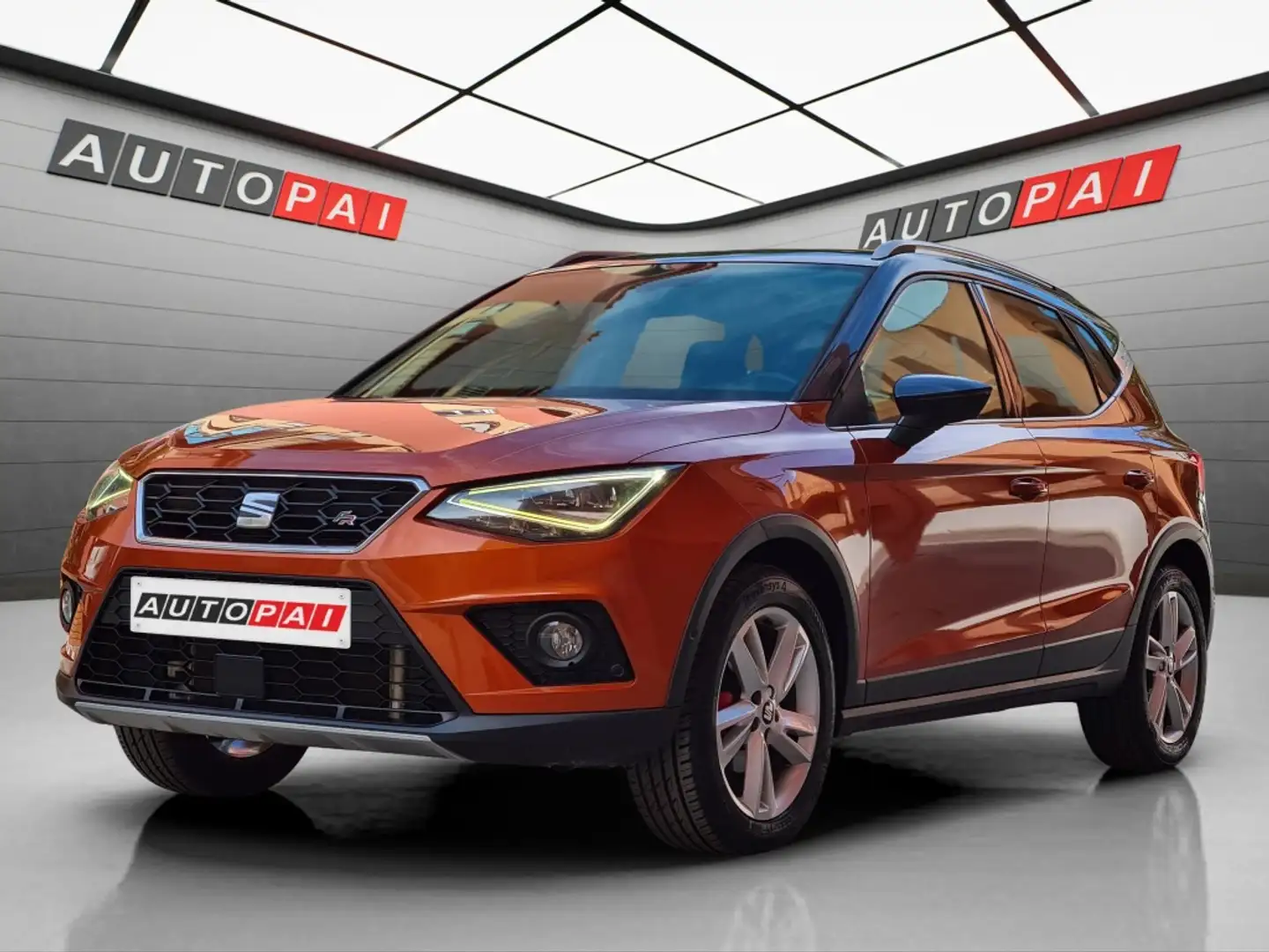 SEAT Arona 1.0 TSI Ecomotive S&S FR 115 Orange - 1