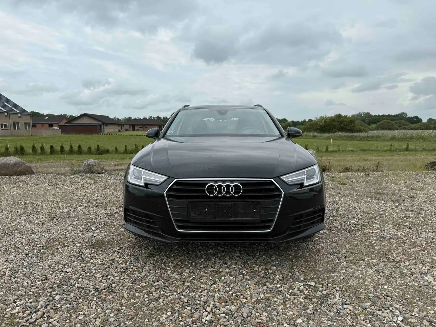 Audi A4 Avant 40 TDI/AUT./NAVI/SHZ/KLIMA/PDC/E-HECK* Nero - 2