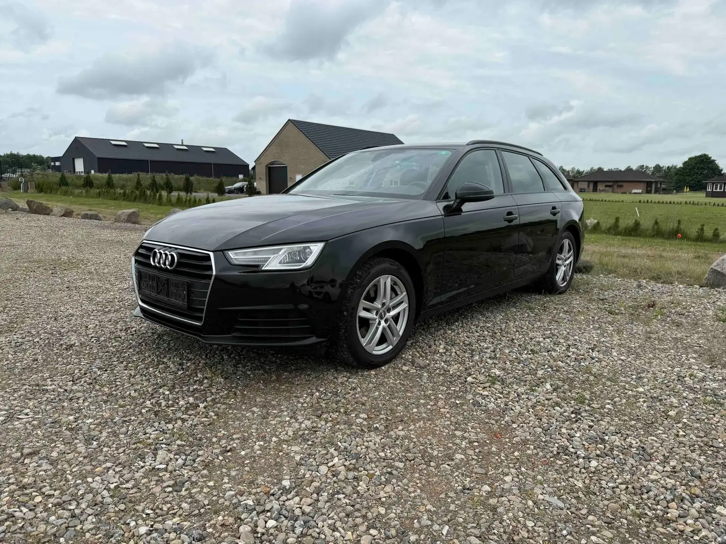 Audi A4 Avant 40 TDI/AUT./NAVI/SHZ/KLIMA/PDC/E-HECK* Nero - 1