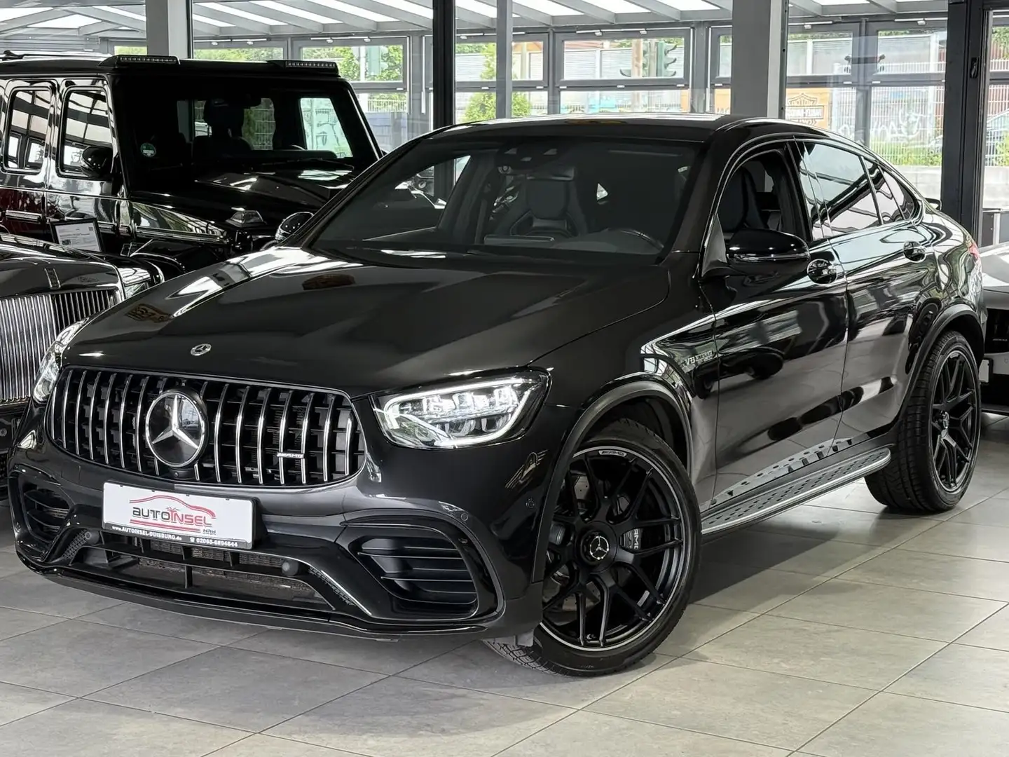 Mercedes-Benz GLC 63 AMG 4Matic+ Coupe Performance Luftfederung Zelená - 1