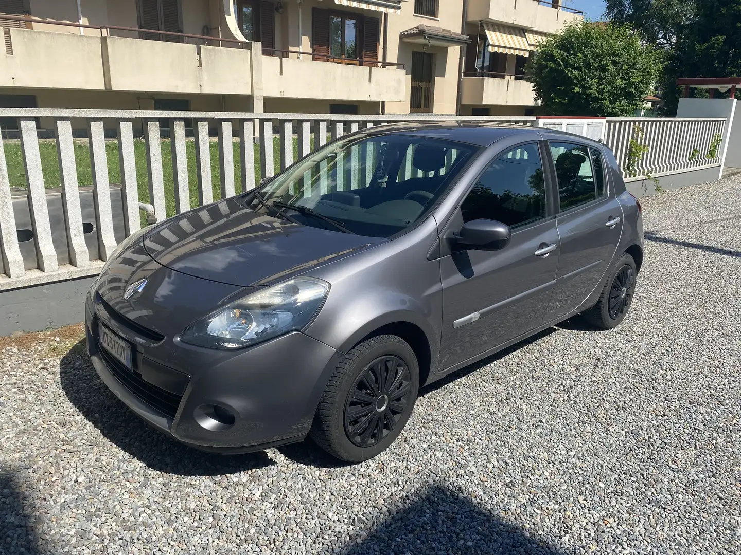 Renault Clio 5p 1.2 16v Dynamique (Neopatentati) - 1