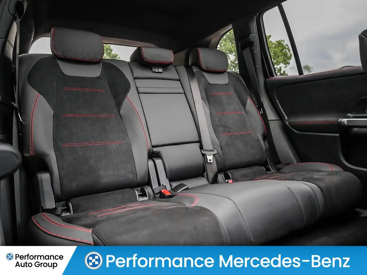 Mercedes-Benz GLB fotografie Mercedes-Benz GLB