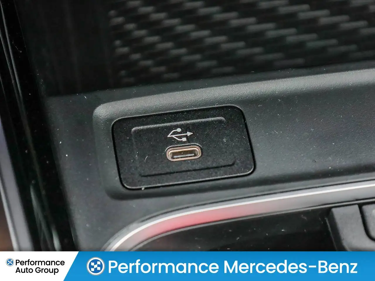 Mercedes-Benz GLB fotografie Mercedes-Benz GLB