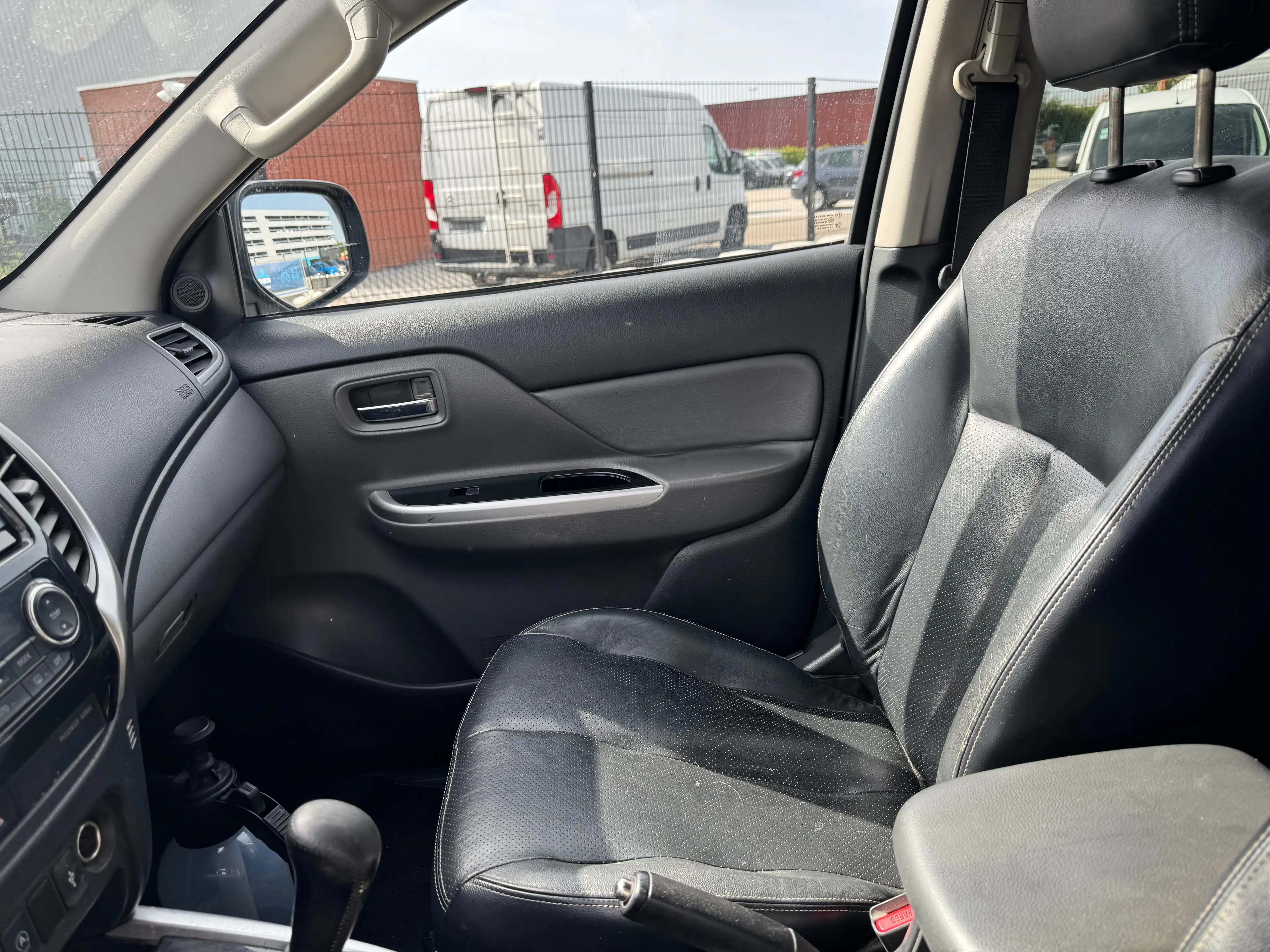 Mitsubishi L200 2.4 DI-D 4WD Instyle — photo 9