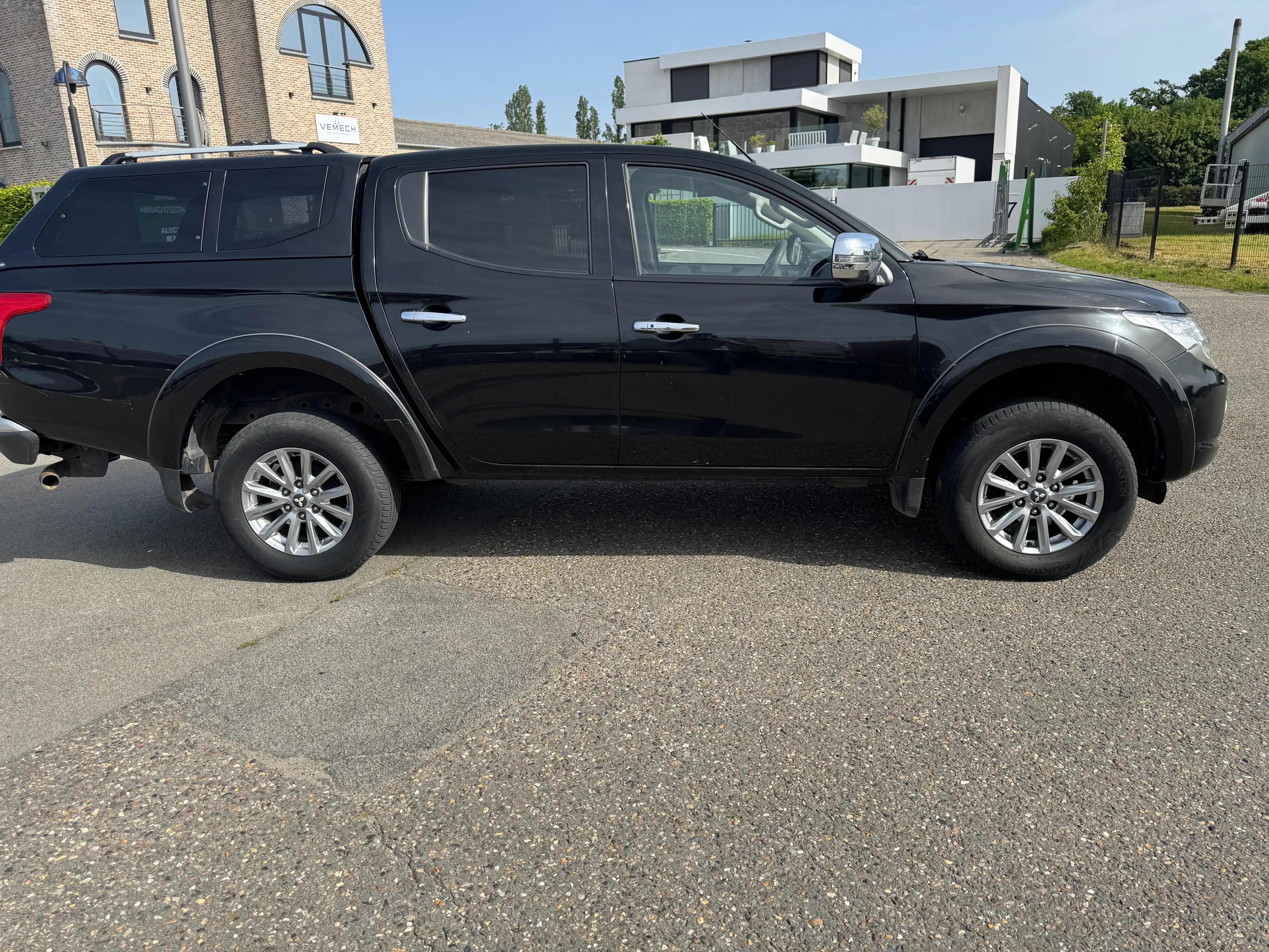 Mitsubishi L200 2.4 DI-D 4WD Instyle — photo 3