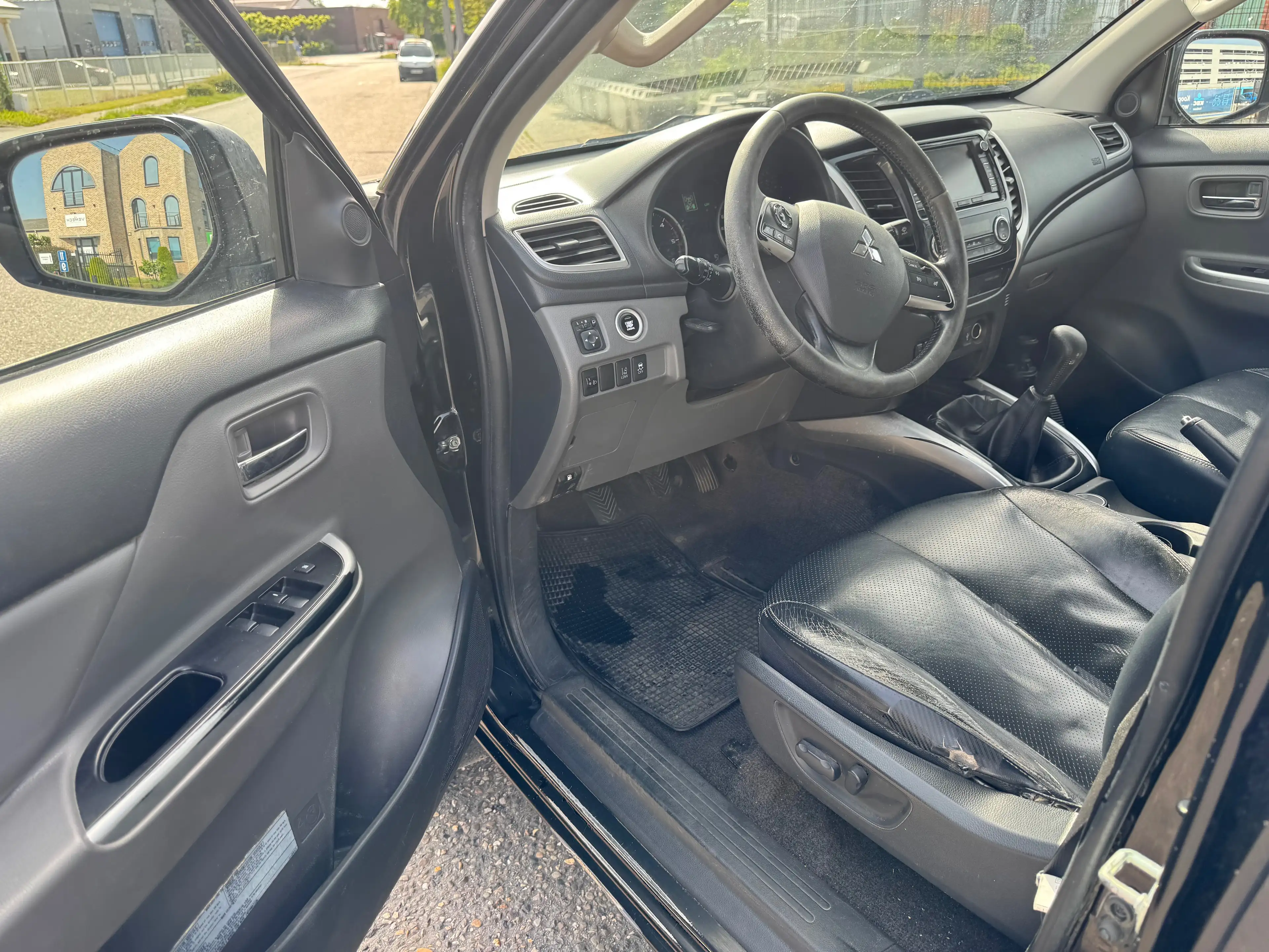 Mitsubishi L200 2.4 DI-D 4WD Instyle — photo 8