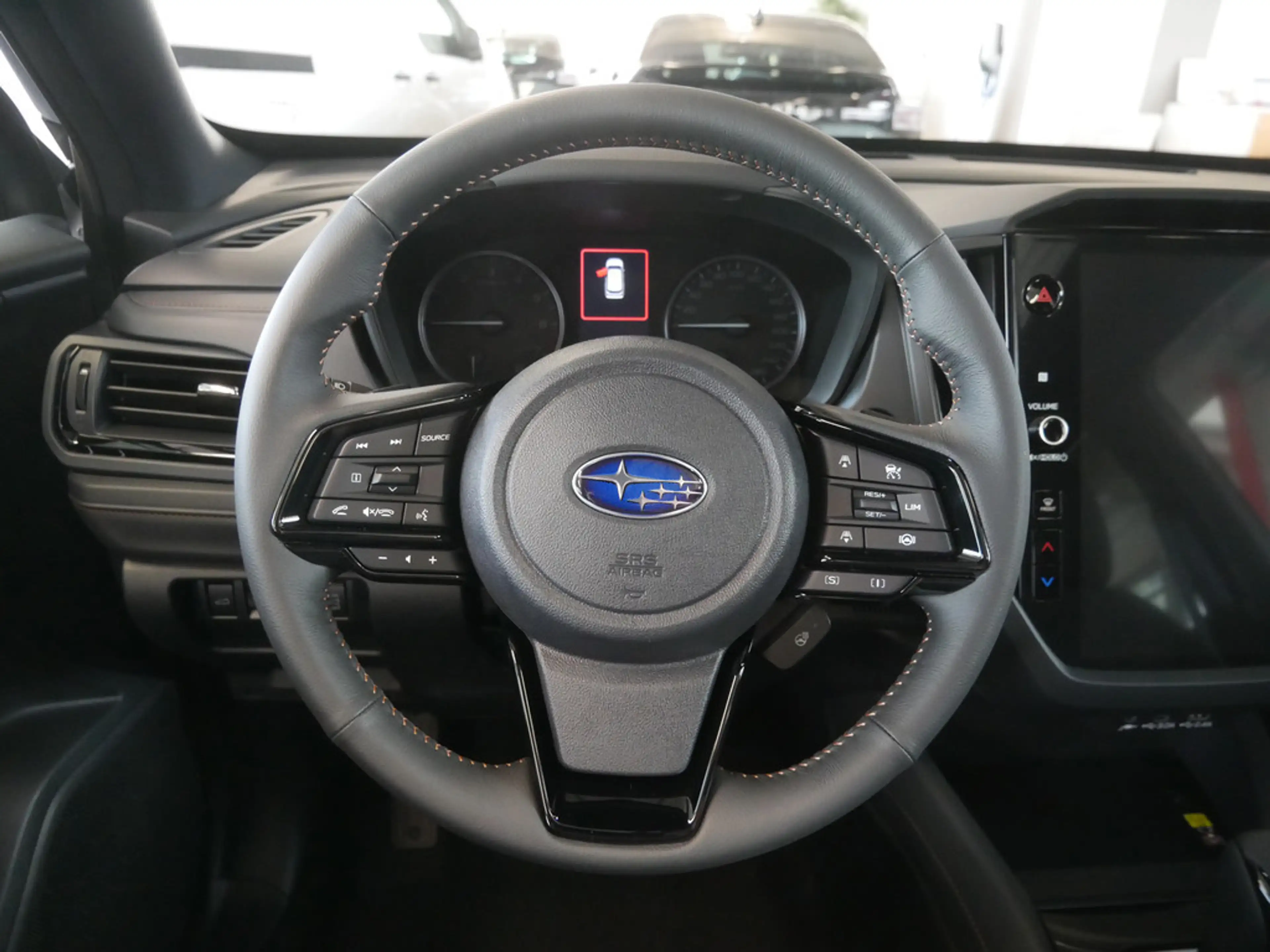 Subaru Forester 2.0ie Platinum H/K ACC LED PANO 360° — photo 8