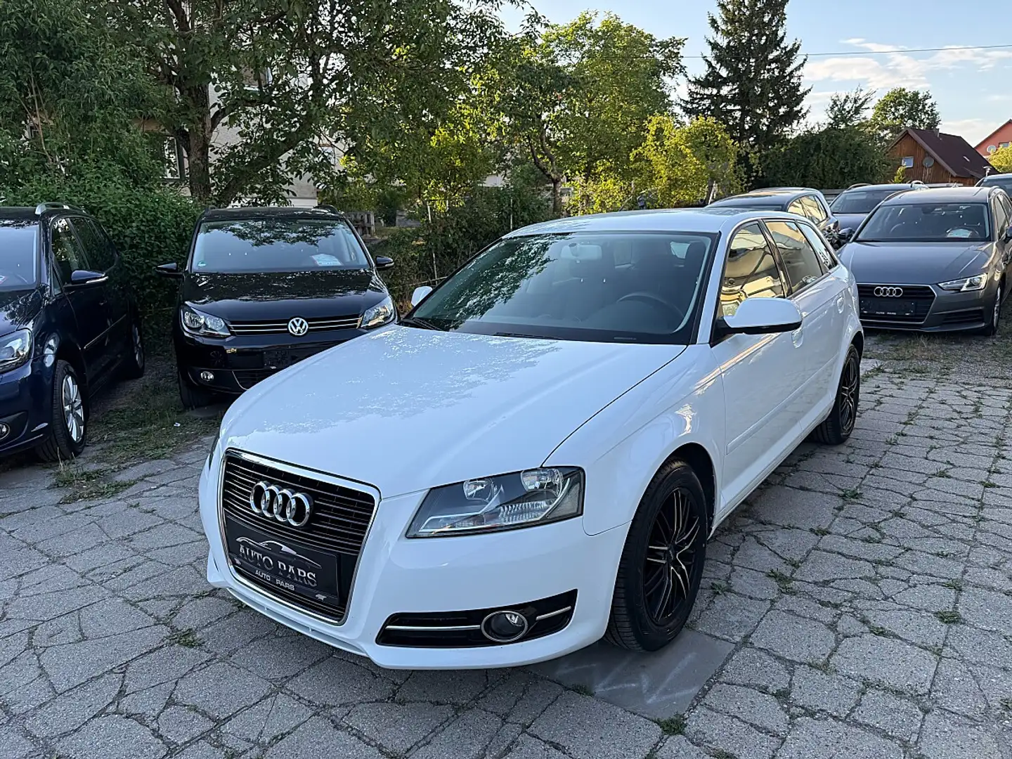 Audi A3 SB Ambition 1,6 TDI-1/3 ZINSFREI FINANZIERUNG Weiß - 1