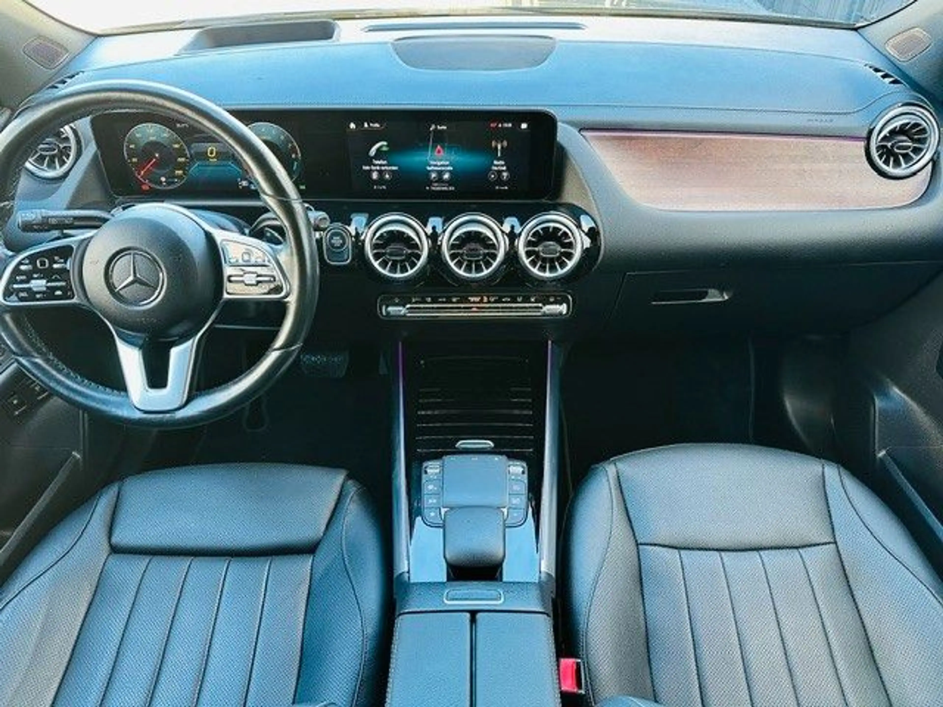 Mercedes-Benz GLA 250 E 8G-DCT*Memorysitz*Head up-Di*Ambiente. — photo 12