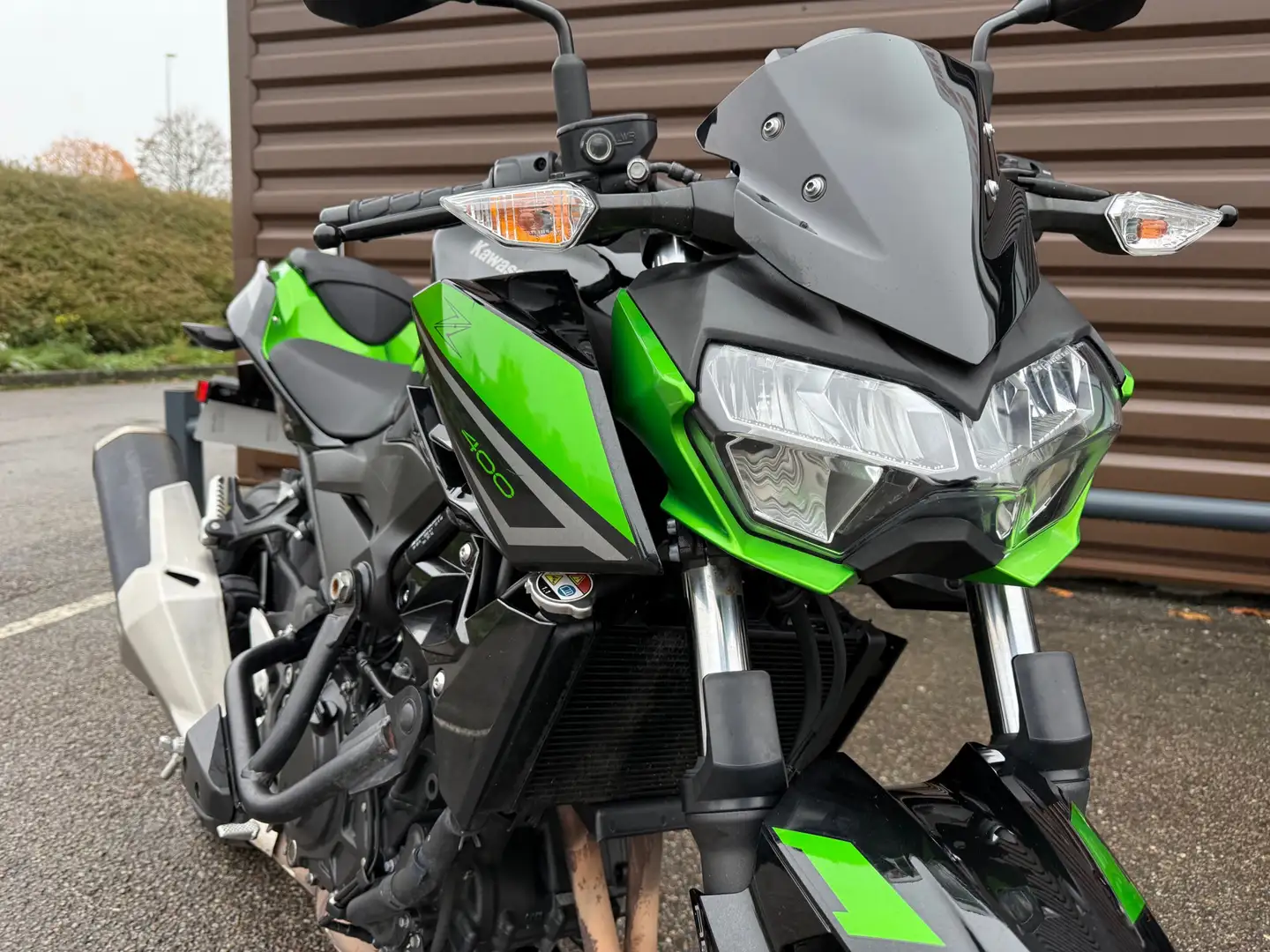 Kawasaki Z 400 Vert - 2