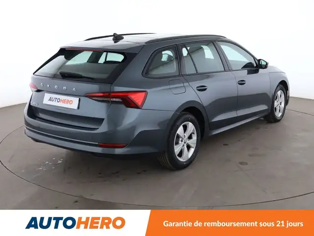 Skoda Octavia view 6