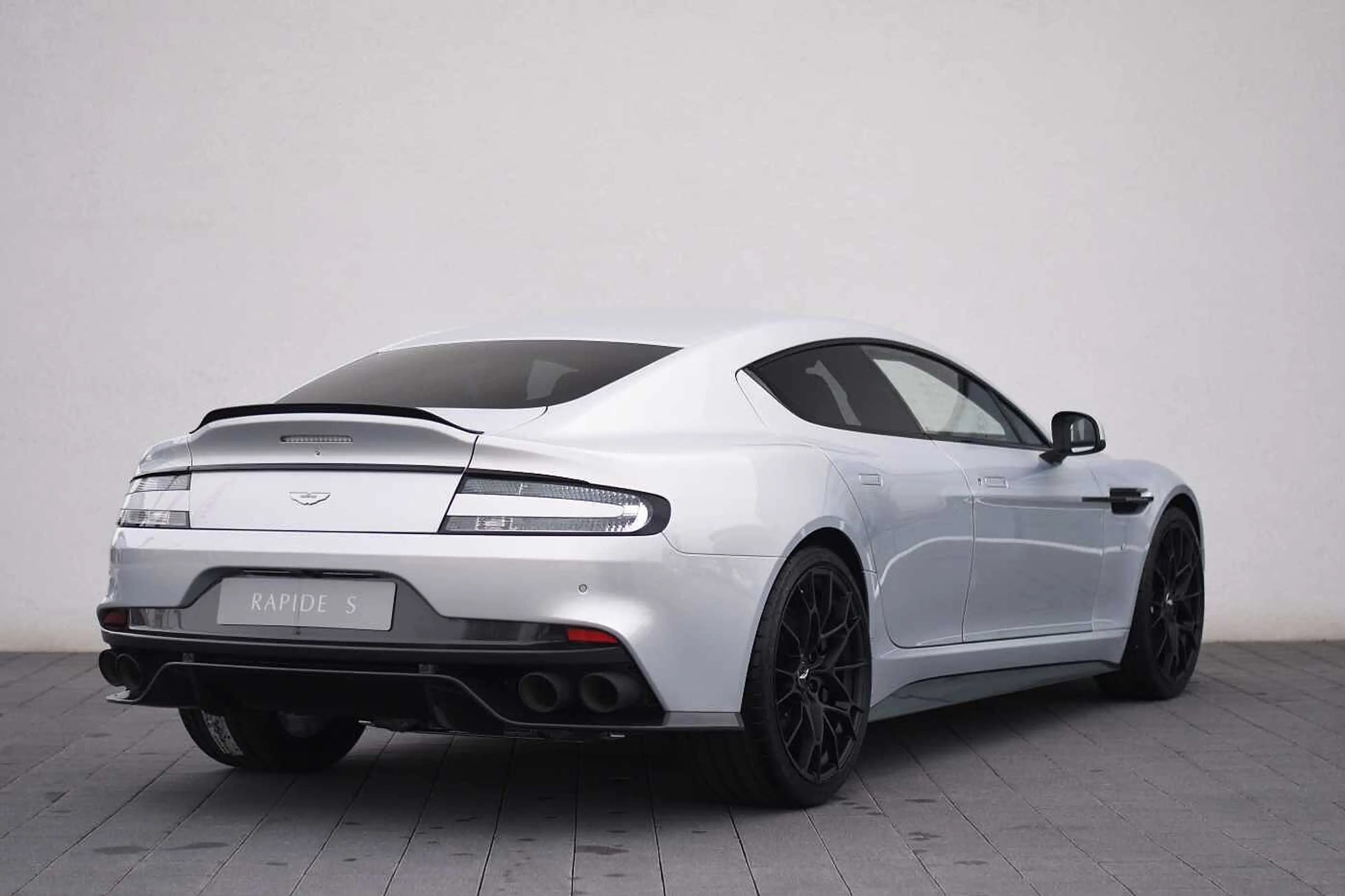 Aston Martin Rapide AMR 1 of 210 — photo 3