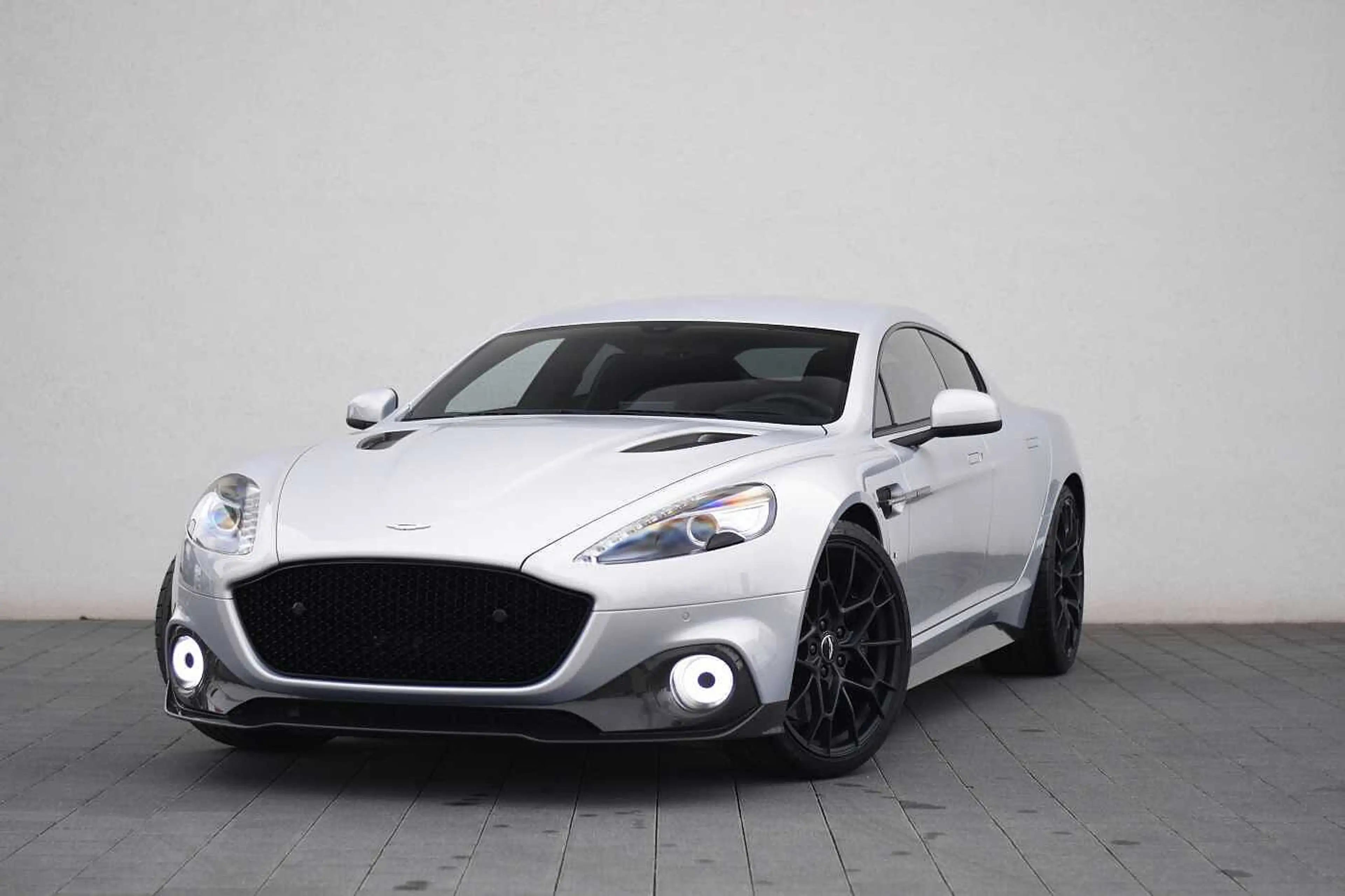 Aston Martin Rapide AMR 1 of 210 — photo 2