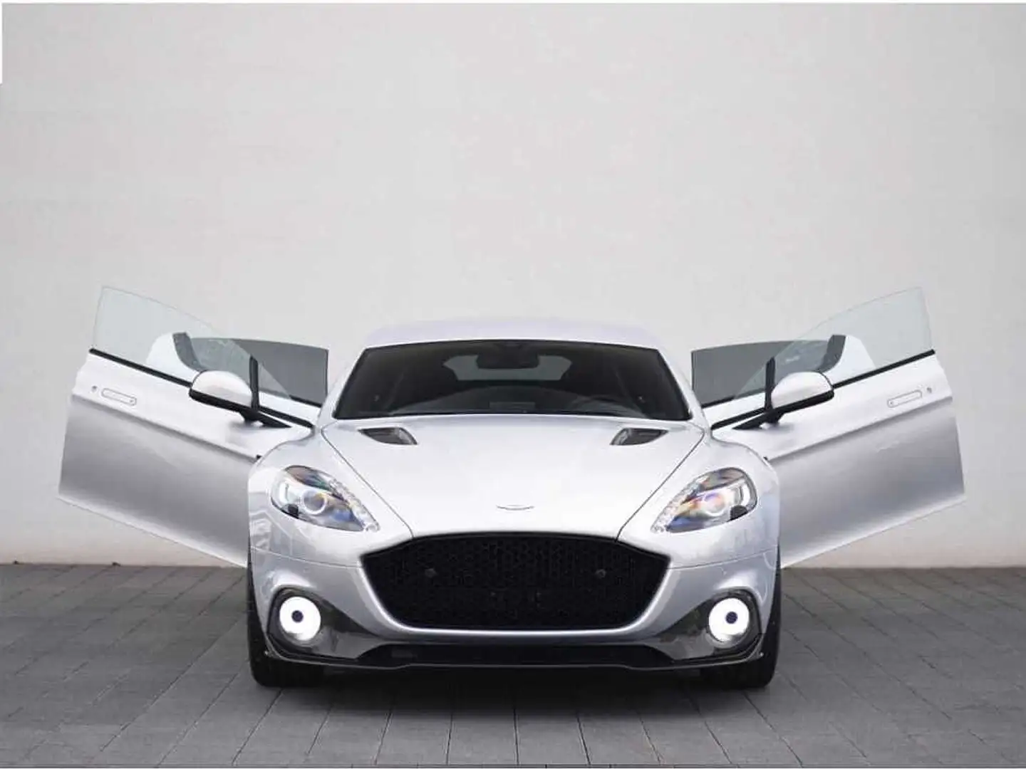 Aston Martin Rapide AMR 1 of 210 Silber - 1