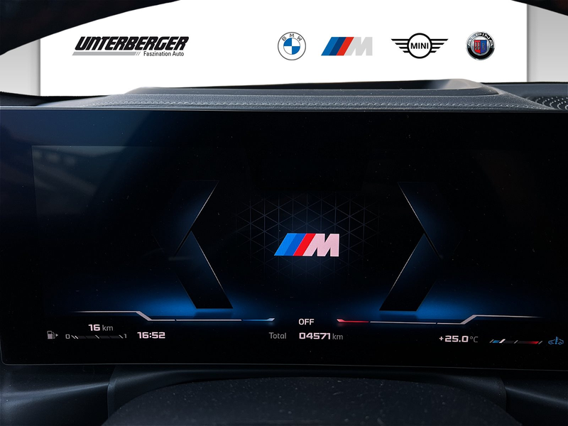 BMW 340 M340i xDrive Limousine — photo 9