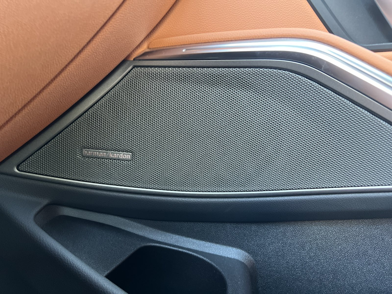 BMW 340 M340i xDrive Limousine — photo 14