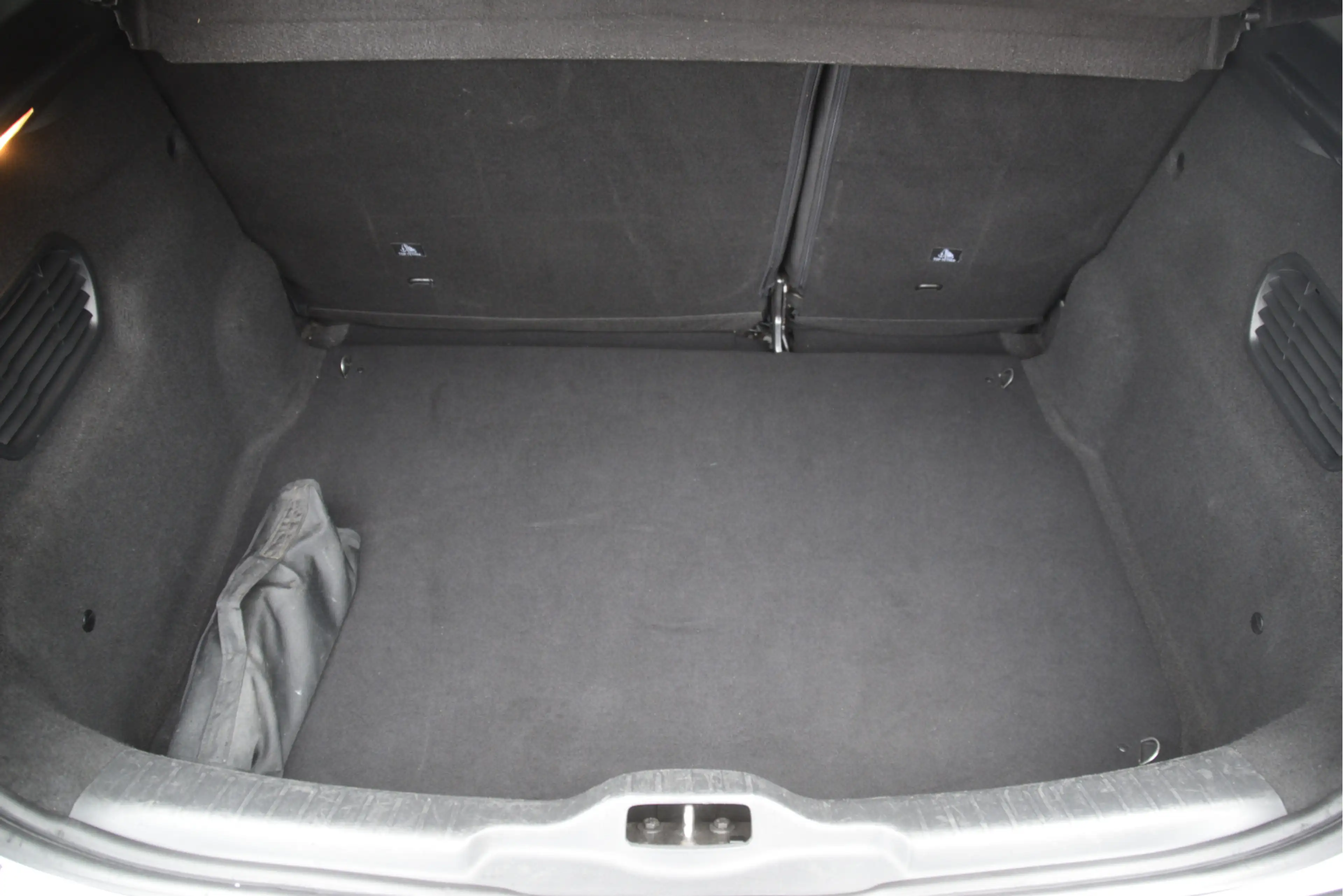 Citroen C4 Cactus 1.6 BlueHDi Business Plus Navi | Clima | Bluetooth — photo 13