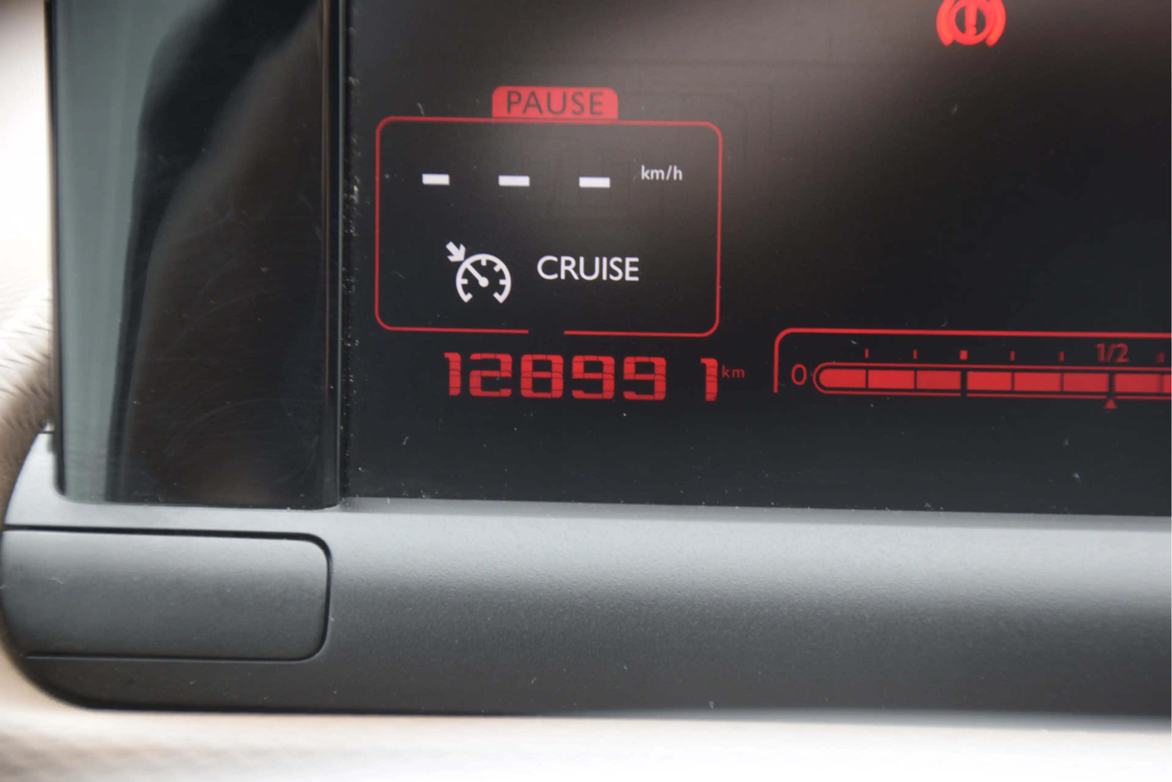 Citroen C4 Cactus 1.6 BlueHDi Business Plus Navi | Clima | Bluetooth — photo 15