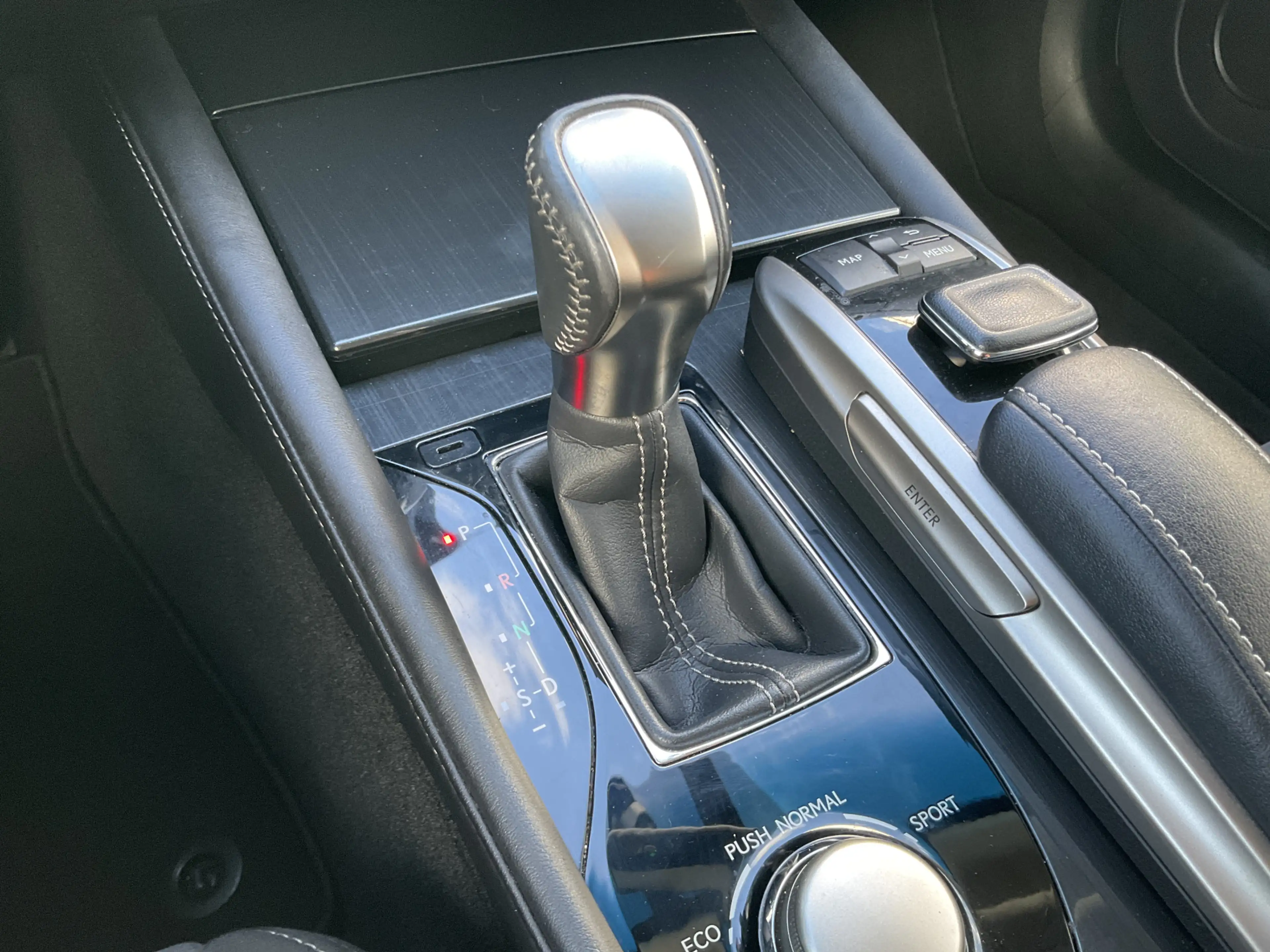 Lexus GS 300 300h Business Line Automaat Trekhaak Memory Xenon — photo 15