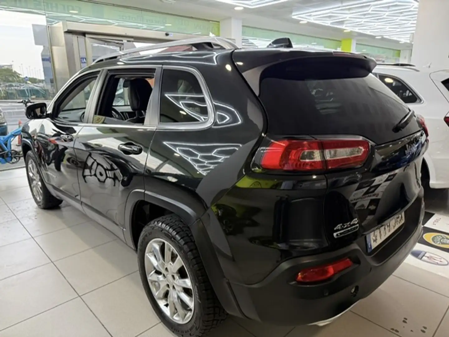 Jeep Cherokee 2.0D Limited 4x4 ADII Aut. 125kW Noir - 2