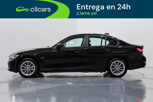 BMW 3 Series view 8
