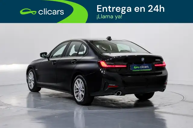 BMW 3 Series view 9
