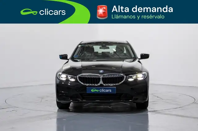 BMW 3 Series view 2