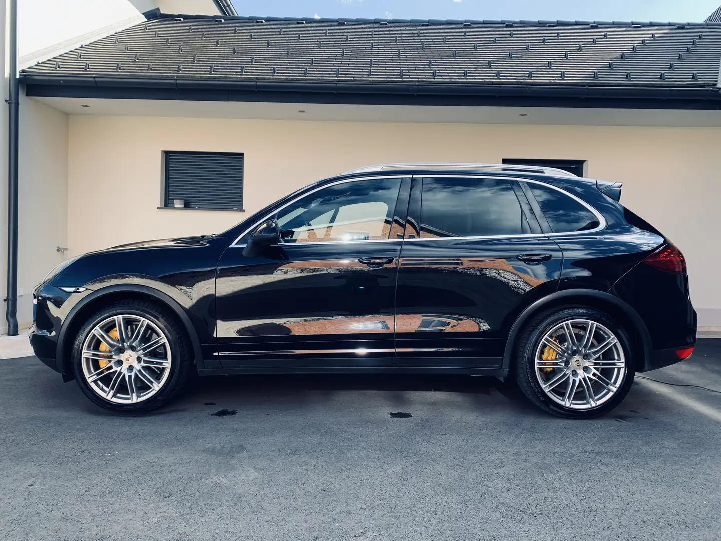 Porsche Cayenne Cayenne II Turbo Aut. Schwarz - 2