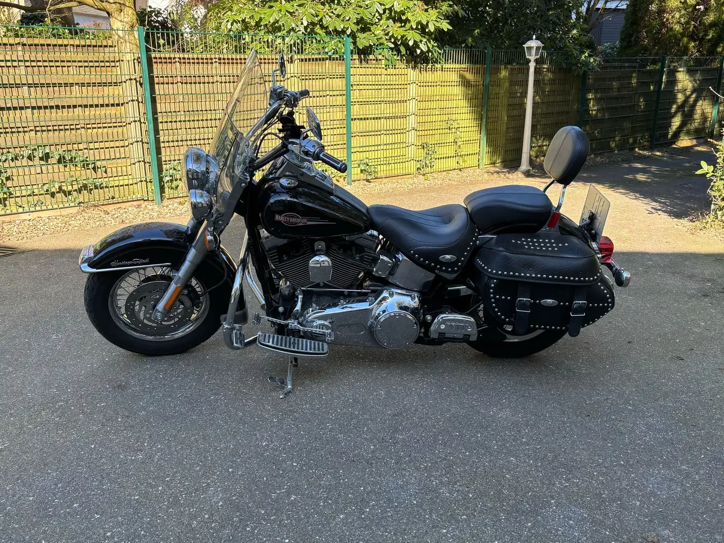 Harley-Davidson Heritage Softail Classic Negro - 1