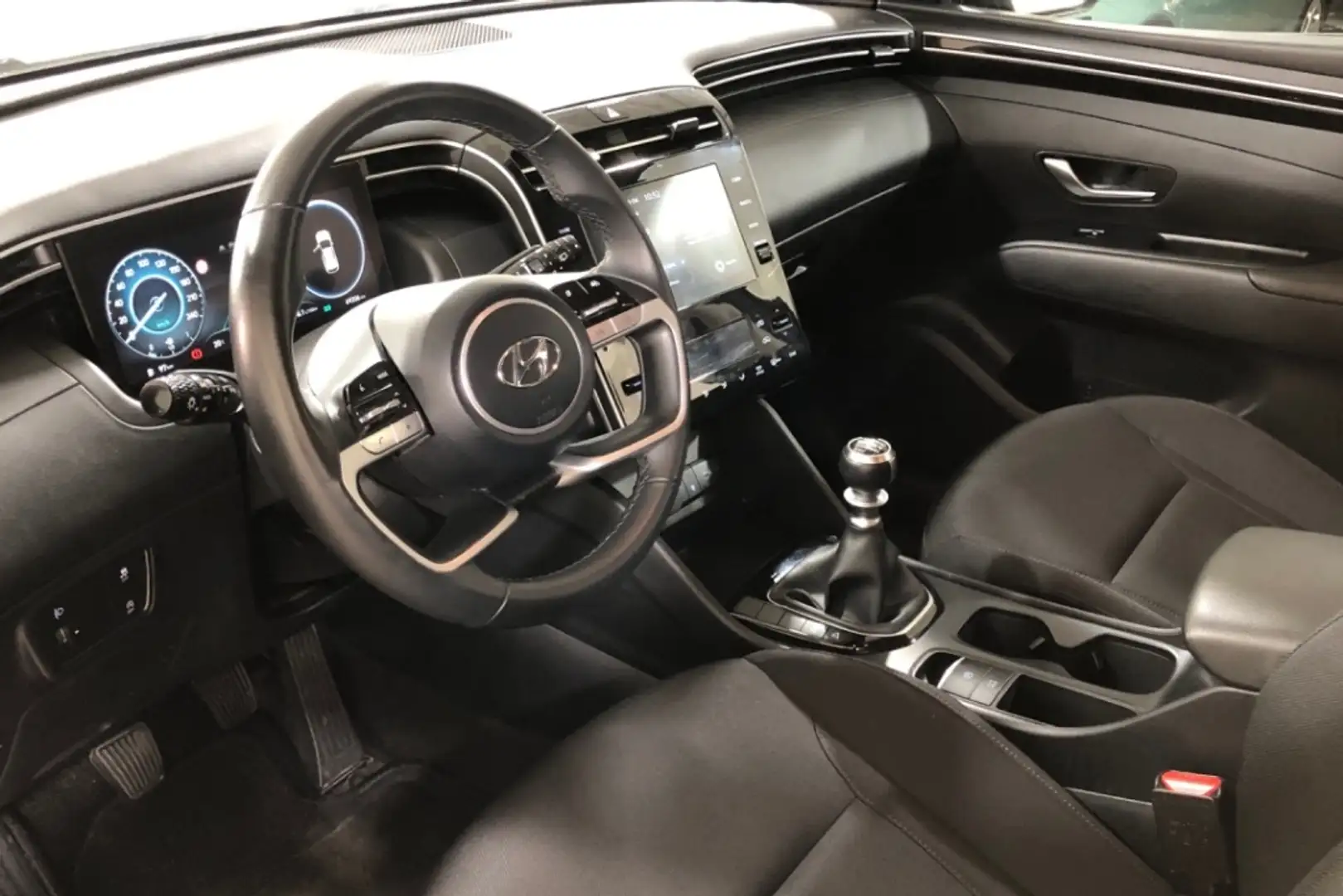 Hyundai TUCSON 1.6 TGDI 110KW MAXX 150 5P - 2