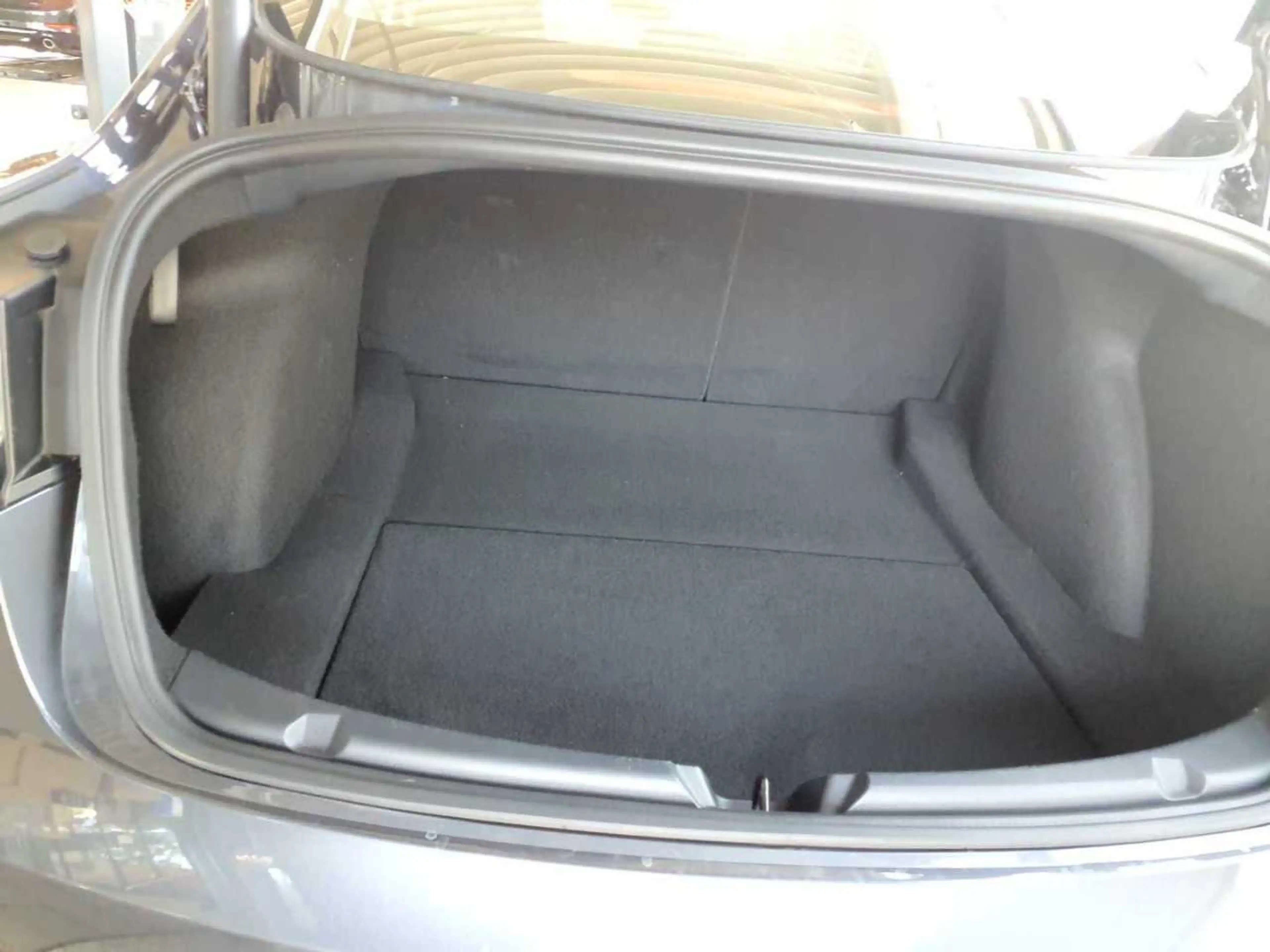Tesla Model 3 Long Range Dual Motor NAVI LED LEDER SHZ RFK AHK — photo 11