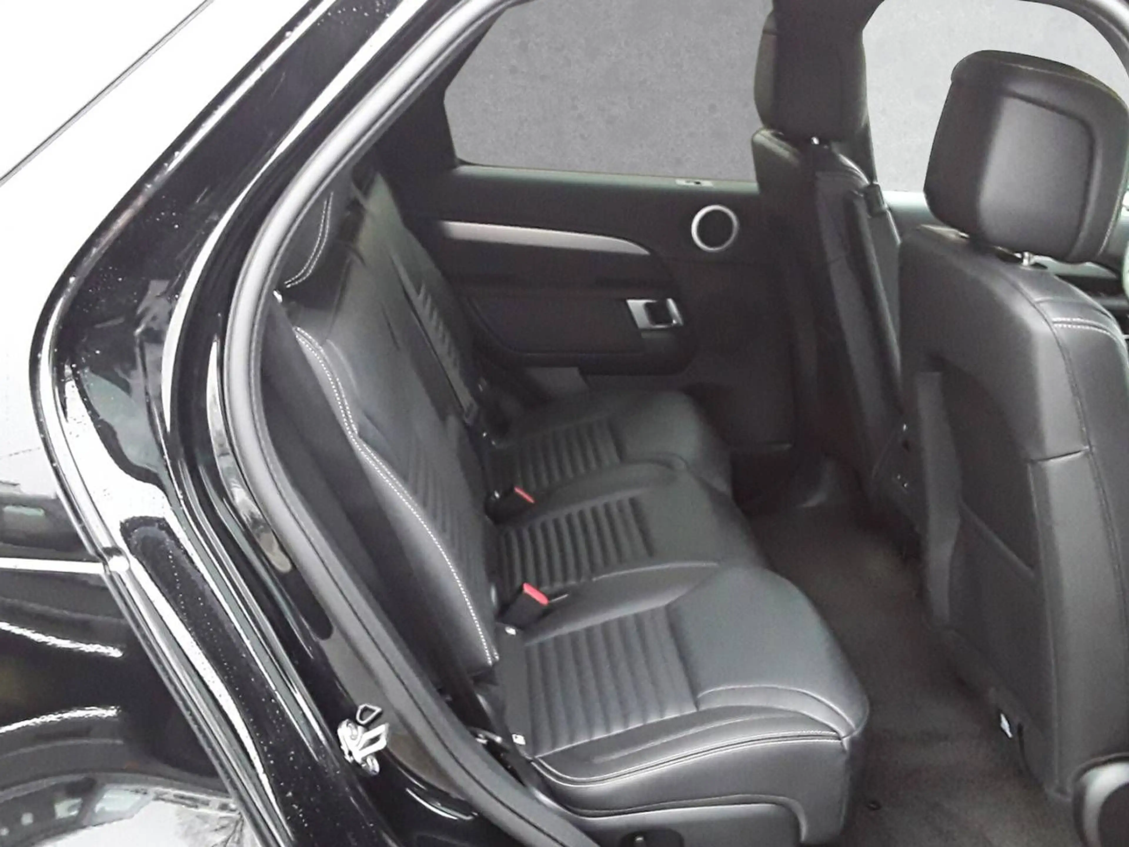 Land Rover Discovery D350 AWD Dynamic SE — photo 5
