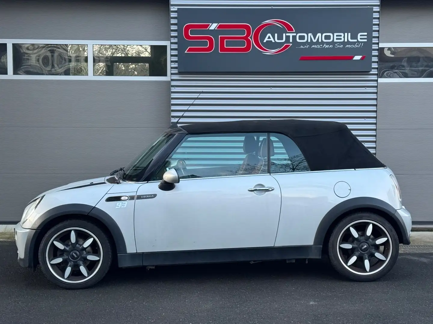 MINI Cooper Cabrio Silber - 2
