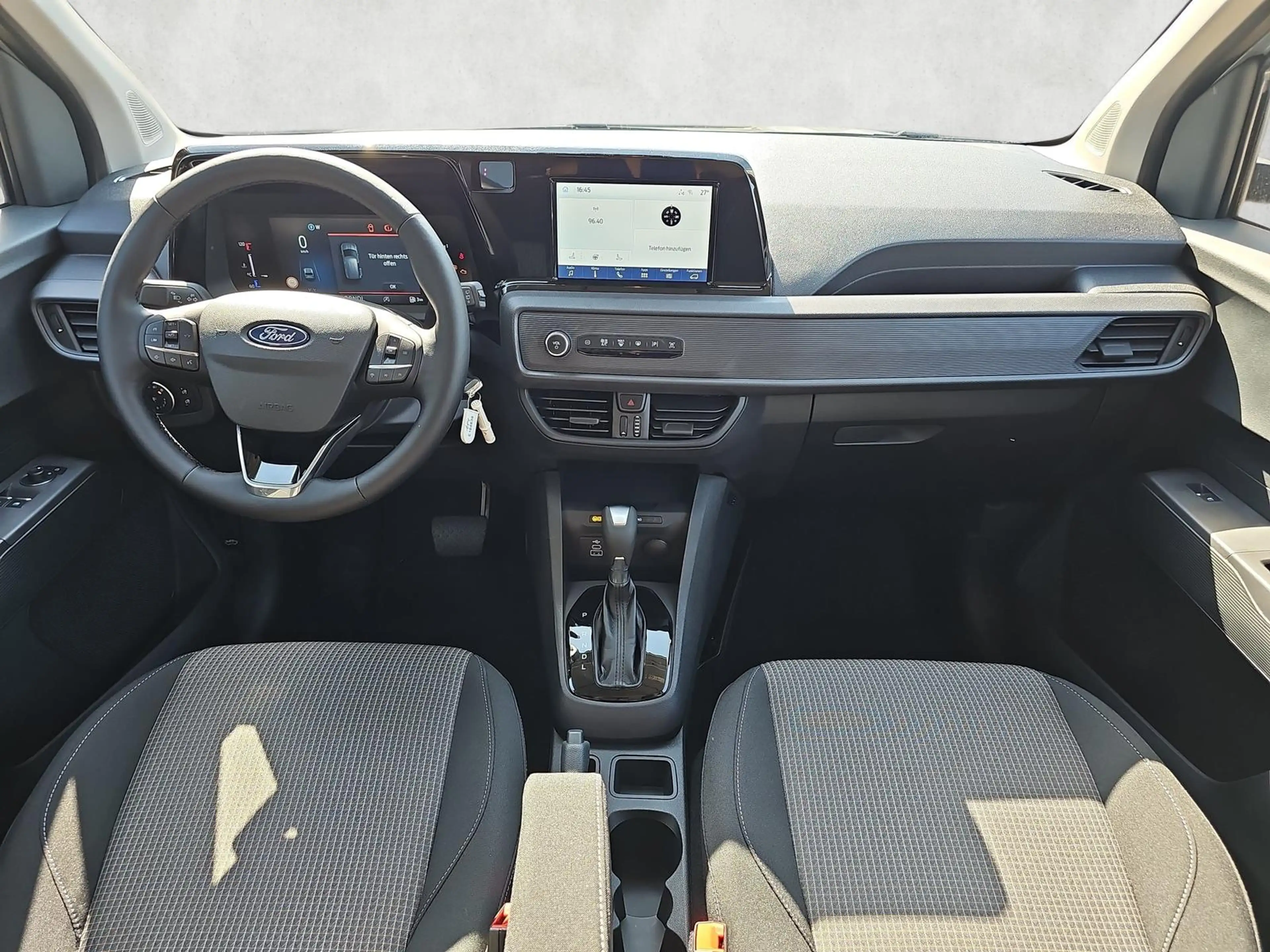 Ford Tourneo Courier 1.0 EB Auto Trend 5JG Kamera AHK — photo 12