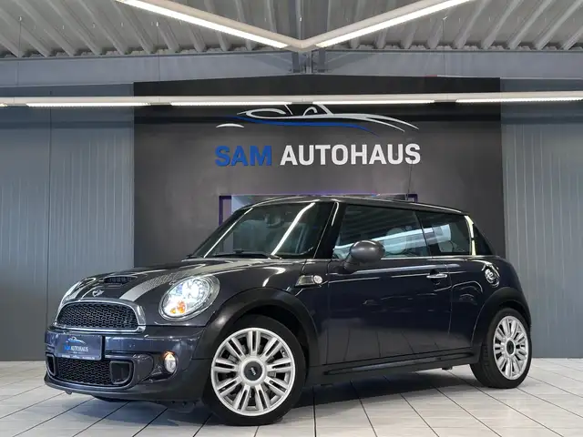 MINI Cooper S Cooper S Autom. /XENON/NAVI/H&K/PANO/PDC/LEDER/