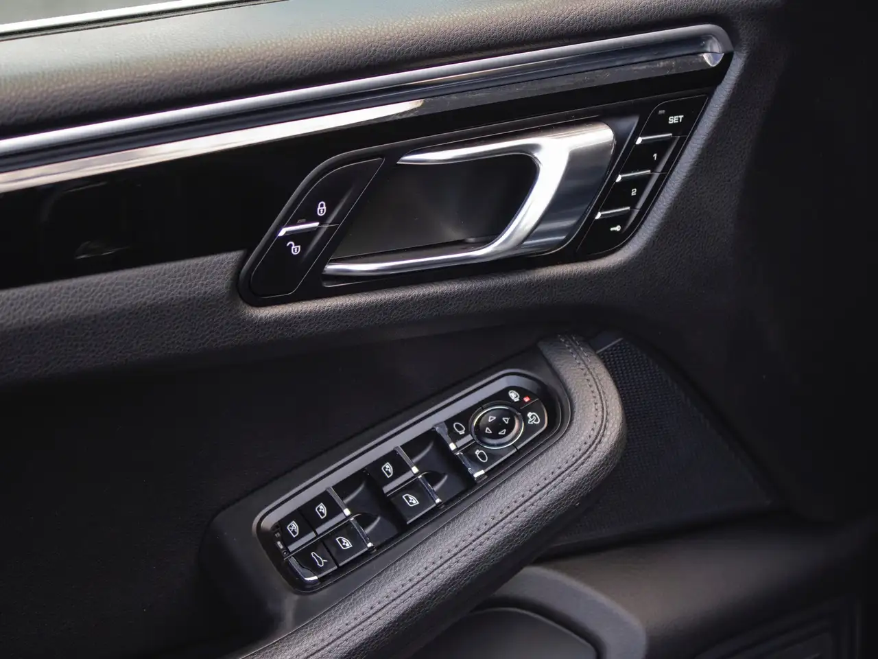 Porsche Macan снимка Porsche Macan