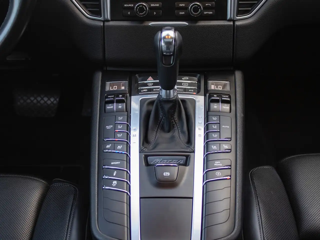 Porsche Macan снимка Porsche Macan