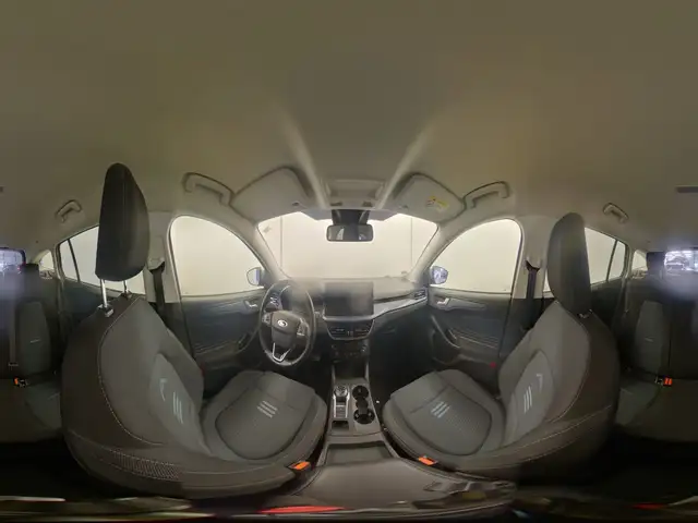 Ford Focus view 6