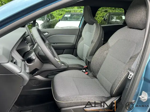 Renault Symbioz view 11