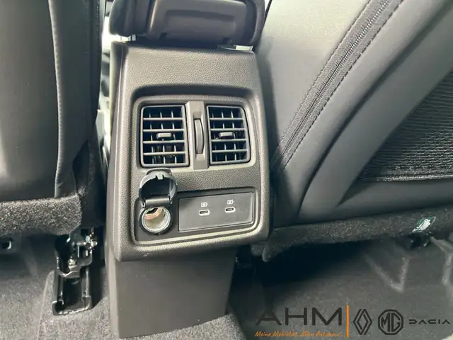Renault Symbioz view 21